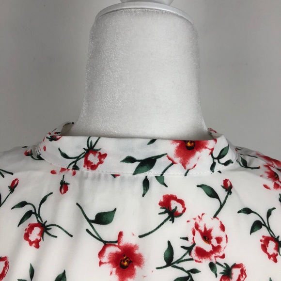 Triple Seven Button Up Front Tie Floral Blouse Large Cap Sleeves - Picture 10 of 14